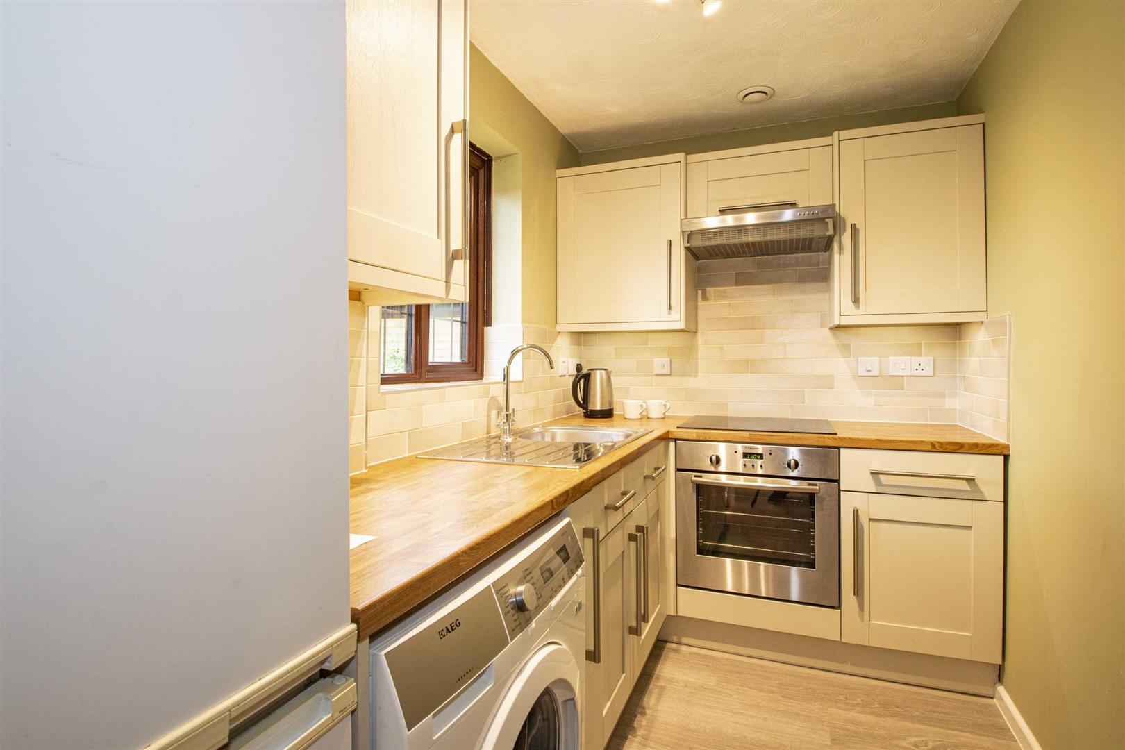 Caesars Close, Bancroft, Milton Keynes